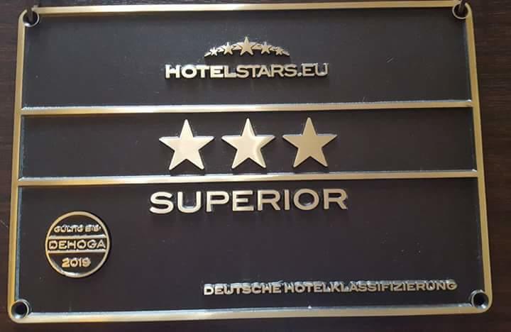 Hotel Kuhfelder Hof Exterior photo